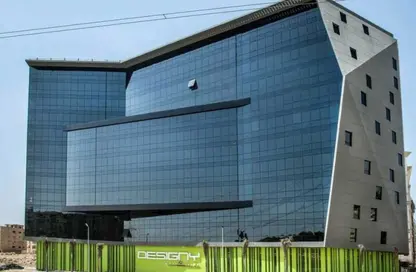 Office Space - Studio - 4 Bathrooms for rent in Ring Road - The 5th Settlement - New Cairo City - Cairo