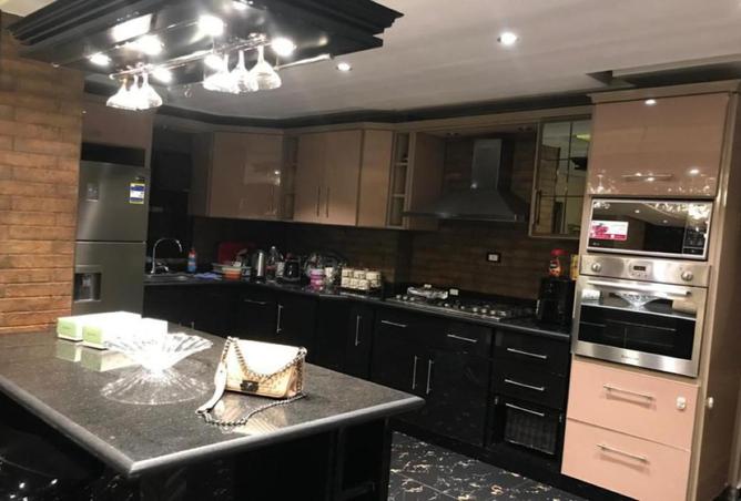 8251933 - Property Image 3