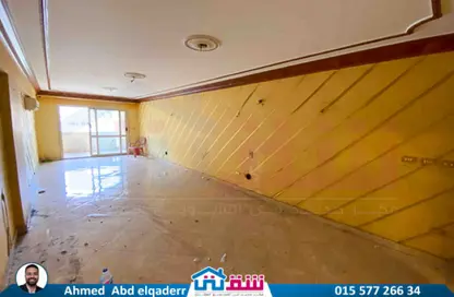 شقة - 3 غرف نوم - 2 حمامات للايجار في فلمنج - حي شرق - الاسكندرية