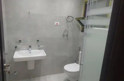 Apartment - 3 Bedrooms - 2 Bathrooms for sale in Rehab City Fifth Phase - Al Rehab - New Cairo City - Cairo
