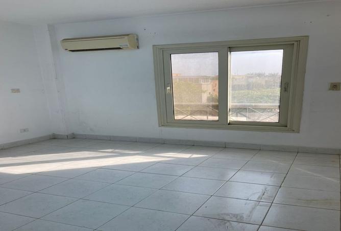 8174033 - Property Image 3