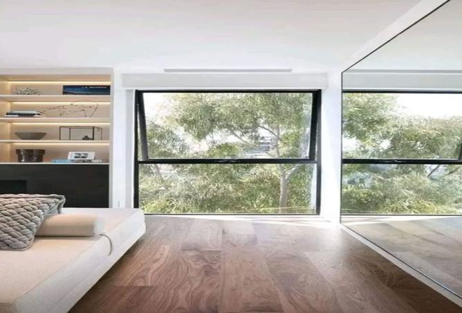 8432706 - Property Image 2