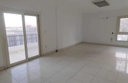 Office Space - Studio - 6 Bathrooms for rent in Othman Ibn Affan St. - El Ismailia Square - Heliopolis - Masr El Gedida - Cairo