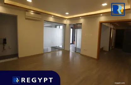 Office Space - Studio - 2 Bathrooms for rent in Sarayat Al Maadi - Hay El Maadi - Cairo