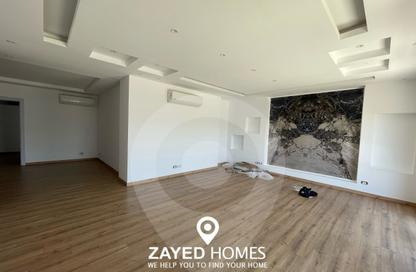 Apartment - 3 Bedrooms - 3 Bathrooms for rent in The Courtyards - Sheikh Zayed Compounds - Sheikh Zayed City - Giza