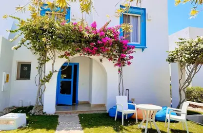 Chalet - 2 Bedrooms - 2 Bathrooms for sale in Mountain View - Ras Al Hekma - North Coast