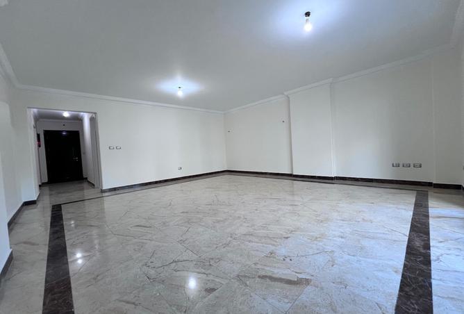 8143607 - Property Main Image