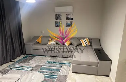 Apartment - 2 Bedrooms - 2 Bathrooms for rent in Hadayek Al Mohandessin - 4th District - Sheikh Zayed City - Giza