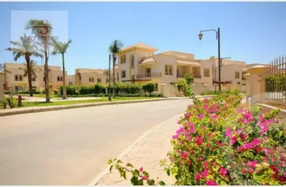 فيلا - 5 غرف نوم - 4 حمامات للايجار في حدائق المهندسين - الحي الرابع - الشيخ زايد - الجيزة