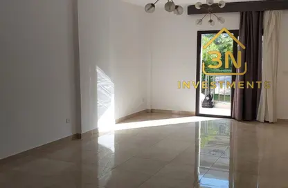 شقة - 3 غرف نوم - 3 حمامات للايجار في مون ريزيدنس - فيفث سكوير - التجمع الخامس - مدينة القاهرة الجديدة - القاهرة