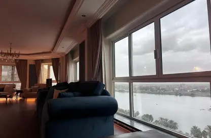 شقة - غرفة نوم - 1 حمام للبيع في شارع ابو الفدا - الزمالك - القاهرة