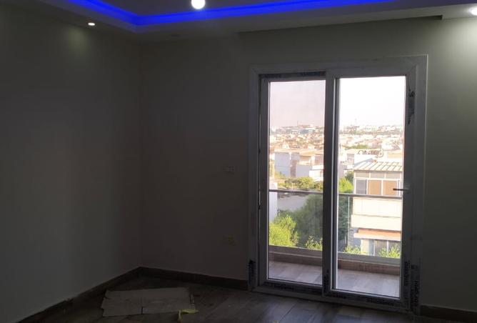 8172342 - Property Image 3