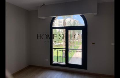 Apartment - 3 Bedrooms - 3 Bathrooms for sale in Village West - Sheikh Zayed Compounds - Sheikh Zayed City - Giza