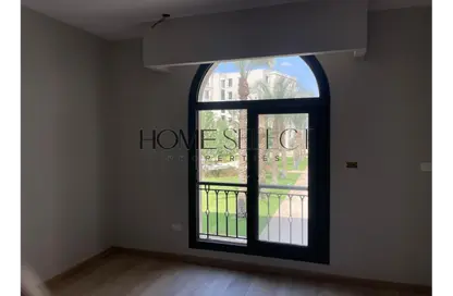 Apartment - 3 Bedrooms - 3 Bathrooms for sale in Village West - Sheikh Zayed Compounds - Sheikh Zayed City - Giza