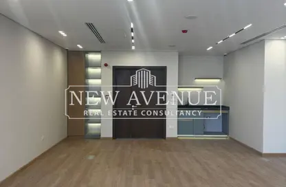 Office Space - Studio - 1 Bathroom for rent in District 5 - 5th Settlement Compounds - The 5th Settlement - New Cairo City - Cairo