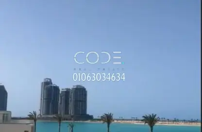فيلا - 5 غرف نوم - 4 حمامات للبيع في مازيرين - مدينة العلمين الجديدة - العلمين - الساحل الشمالي