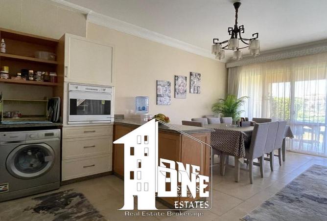 8304943 - Property Image 3