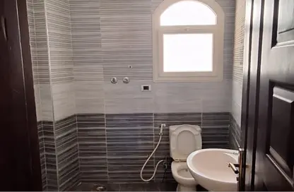 Apartment - 3 Bedrooms - 3 Bathrooms for rent in Al Hekma St. - Sheikh Zayed City - Giza