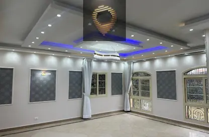 فيلا - 5 غرف نوم - 4 حمامات للايجار في پريڤادو - مدينتي - القاهرة