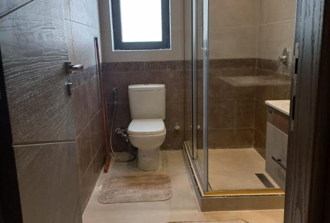 8298100 - Property Image 2