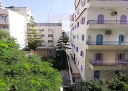 Apartment - 3 bedrooms - 1 bathroom for للبيع in Kafr Abdo St. - Kafr Abdo - Roushdy - Hay Sharq - Alexandria