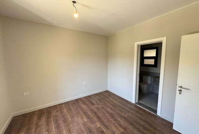 8261865 - Property Image 3