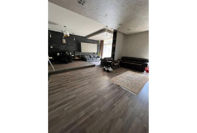 8420977 - Property Main Image