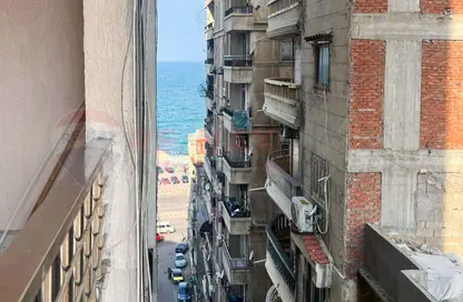 شقة - 2 غرف نوم - 1 حمام للبيع في كامب شيزار - حي وسط - الاسكندرية