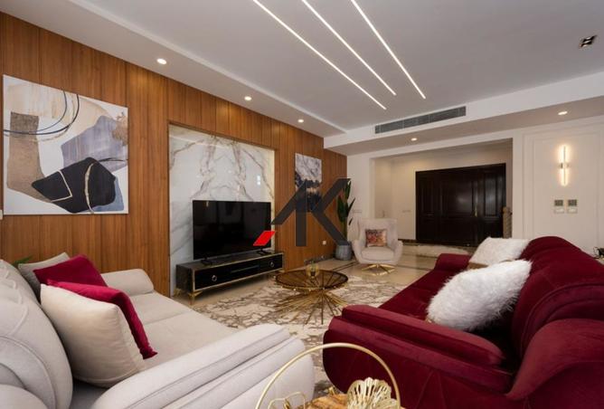 8099842 - Property Image 3