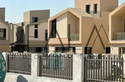 Villa - 4 Bedrooms - 3 Bathrooms for sale in Vye Sodic - New Zayed City - Sheikh Zayed City - Giza