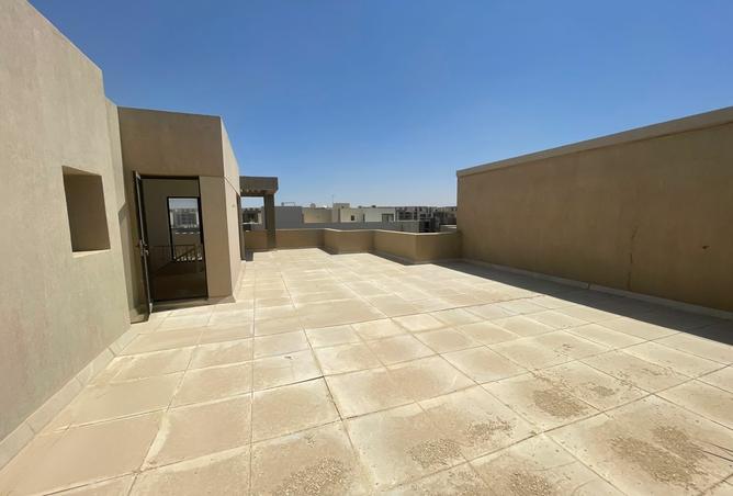 8180897 - Property Image 2