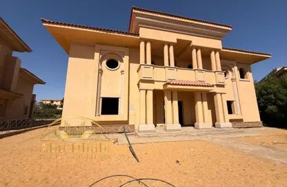 Villa - 4 Bedrooms - 4 Bathrooms for sale in Privado - Madinaty - Cairo