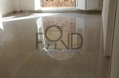 Apartment - 4 Bedrooms - 3 Bathrooms for sale in Street 33 - District 1 - The 5th Settlement - New Cairo City - Cairo