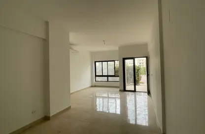 شقة - 3 غرف نوم - 3 حمامات للايجار في مون ريزيدنس - فيفث سكوير - التجمع الخامس - مدينة القاهرة الجديدة - القاهرة