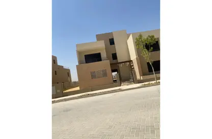فيلا - 4 غرف نوم - 3 حمامات للبيع في ذا كراون - طريق مصر اسكندرية الصحراوي - مدينة 6 أكتوبر - الجيزة
