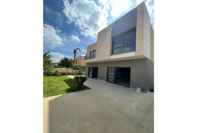 8331031 - Property Image 3