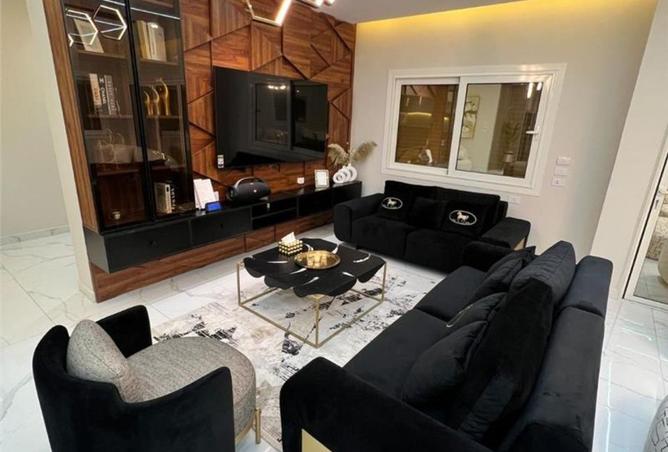 8256591 - صورة العقار 2