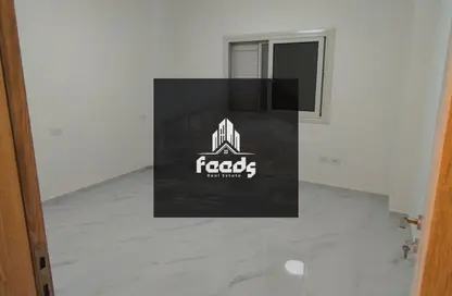 Apartment - 4 Bedrooms - 2 Bathrooms for rent in North Lotus - El Lotus - New Cairo City - Cairo