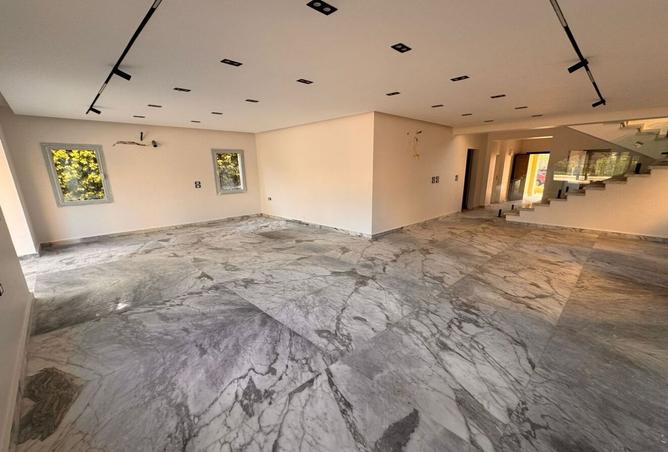 8369228 - Property Main Image