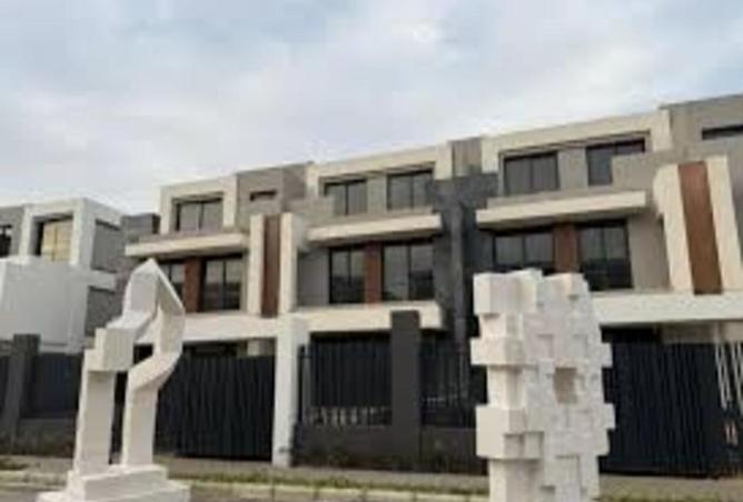 8212048 - Property Image 2