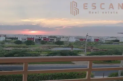 شقة - 3 غرف نوم - 2 حمامات للايجار في پريڤادو - مدينتي - القاهرة