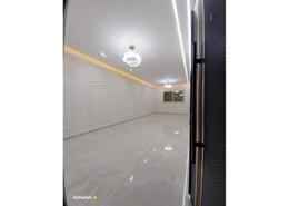 شقة - 3 غرف نوم - 1 حمام for للبيع in البوابة الثانية - خفرع - حدائق الاهرام - الجيزة