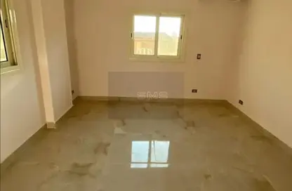 Apartment - 3 Bedrooms - 3 Bathrooms for rent in Al Sheikh Hassan Maamoun St. - El Yasmeen 7 - El Yasmeen - New Cairo City - Cairo