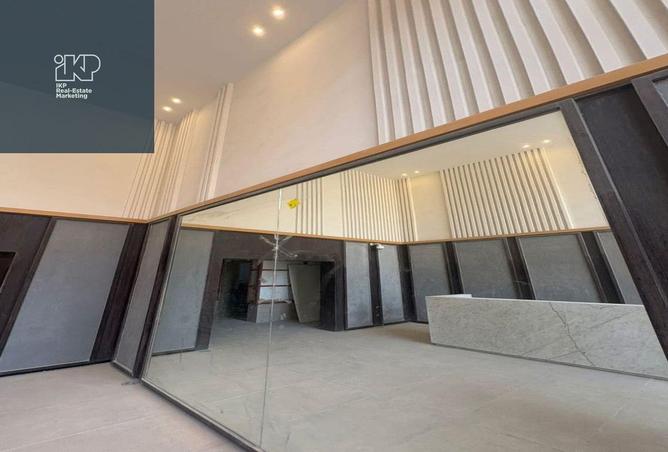 8015612 - Property Image 3