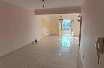 Apartment - 3 Bedrooms - 2 Bathrooms for rent in Street 25 - 1st District - Sheikh Zayed City - Giza