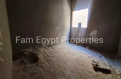 Apartment - 3 Bedrooms - 2 Bathrooms for sale in South Lotus - El Lotus - New Cairo City - Cairo
