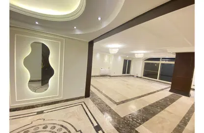 Apartment - 4 Bedrooms - 3 Bathrooms for sale in Abou Dawoud Al Zahery St. - 6th Zone - Nasr City - Cairo