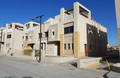 Twin House - 4 Bedrooms - 5 Bathrooms for sale in Green 3 - 2nd District - Sheikh Zayed City - Giza