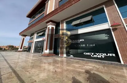 نصف طابق - استوديو - 3 حمامات للايجار في شارع التسعين الشمالي - التجمع الخامس - مدينة القاهرة الجديدة - القاهرة