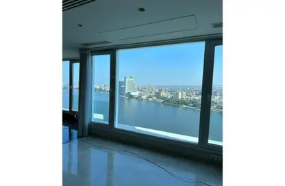 Apartment - 4 Bedrooms - 4 Bathrooms for sale in Nile Corniche St. - Garden City - Cairo